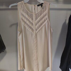 NWoT BCBGMAXAZRIA Women Lace Front Sleeveless Blouse Cream Size 2XS $100 6C048